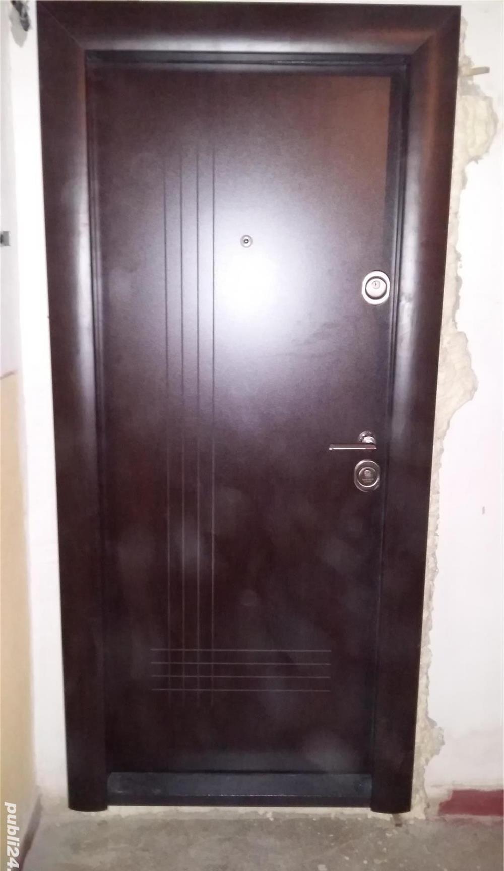 Montez uși interior. Tâmplărie PVC