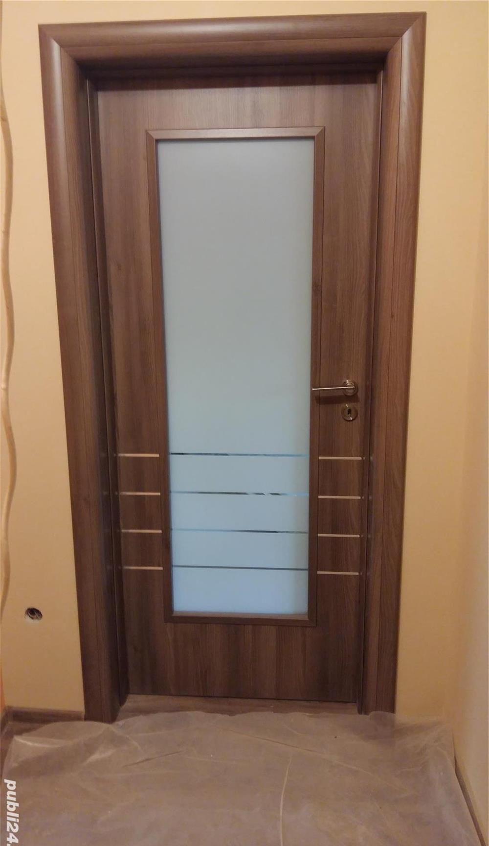 Montez uși interior. Tâmplărie PVC
