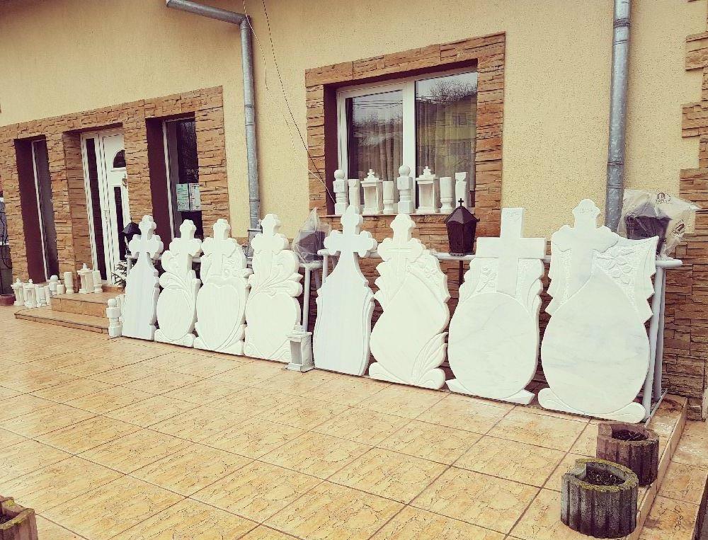 Monumente funerare / Cruci marmură sau granit