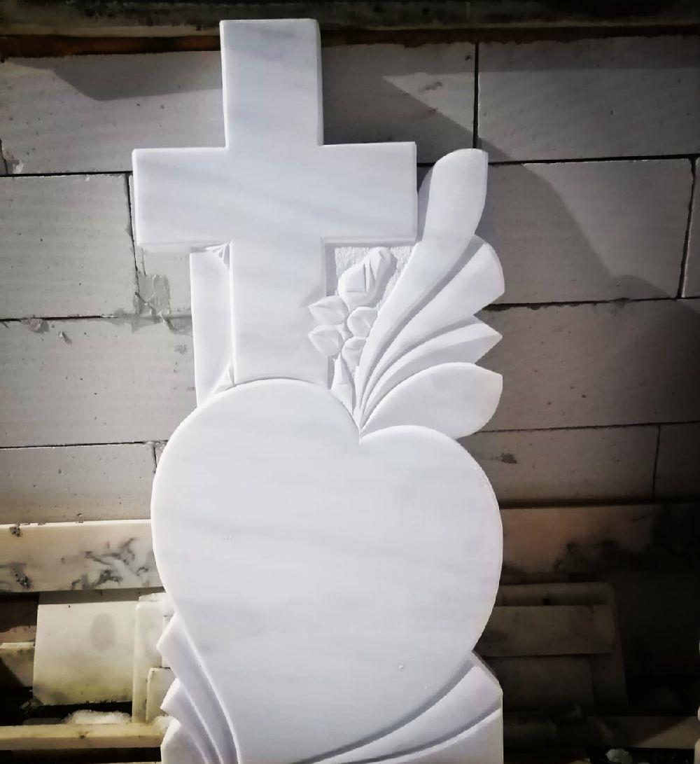 Monumente funerare / Cruci marmură sau granit