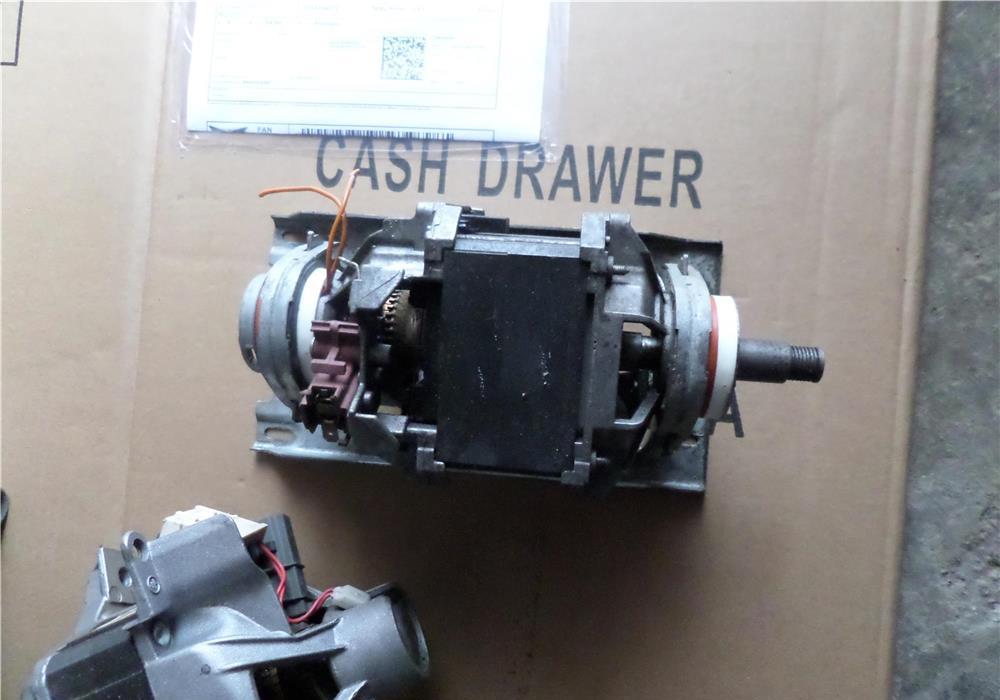 Motoare ptr masini de spalat automate .