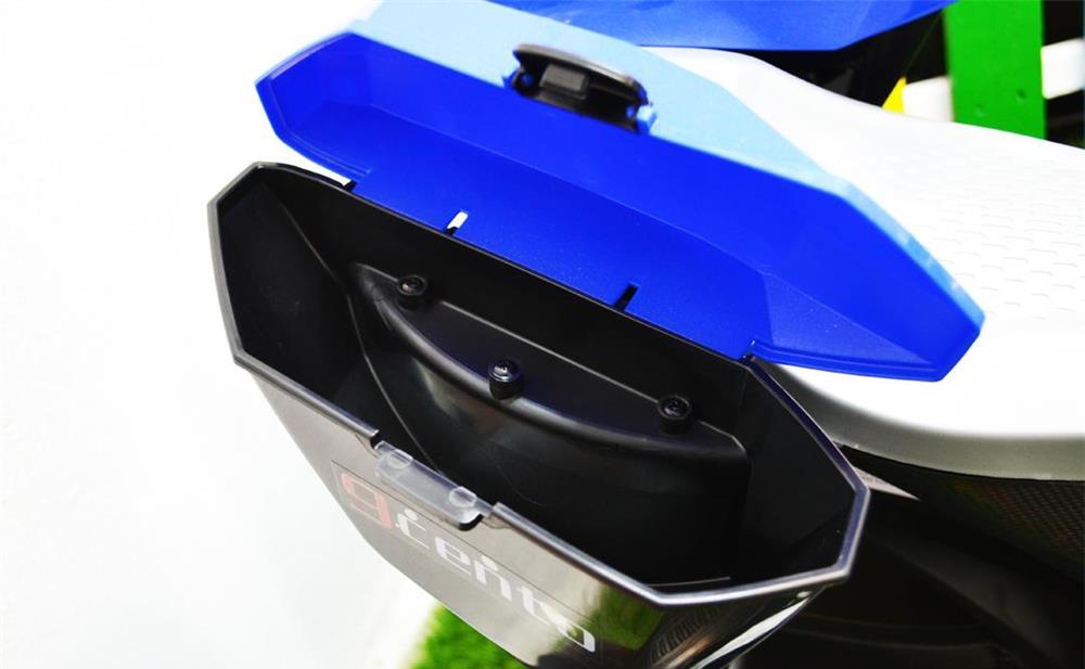 Motocicleta electrica cu 3 roti FB618 2x35W pentru copii 3-8 ani Blue