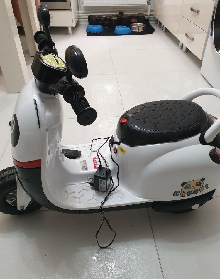 Motocicleta electrica pentru copii