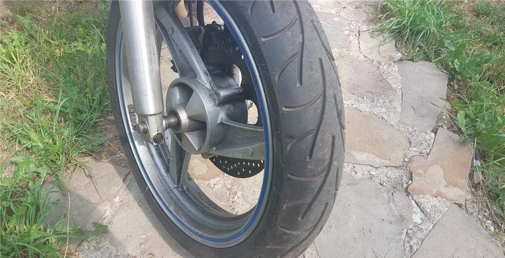 Motocicleta Kavasaki
