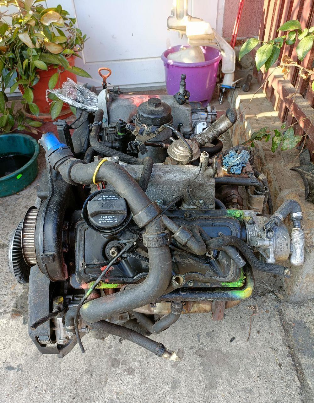 Motor Audi 2.5 TDI V6 180 Cai Cod AKE