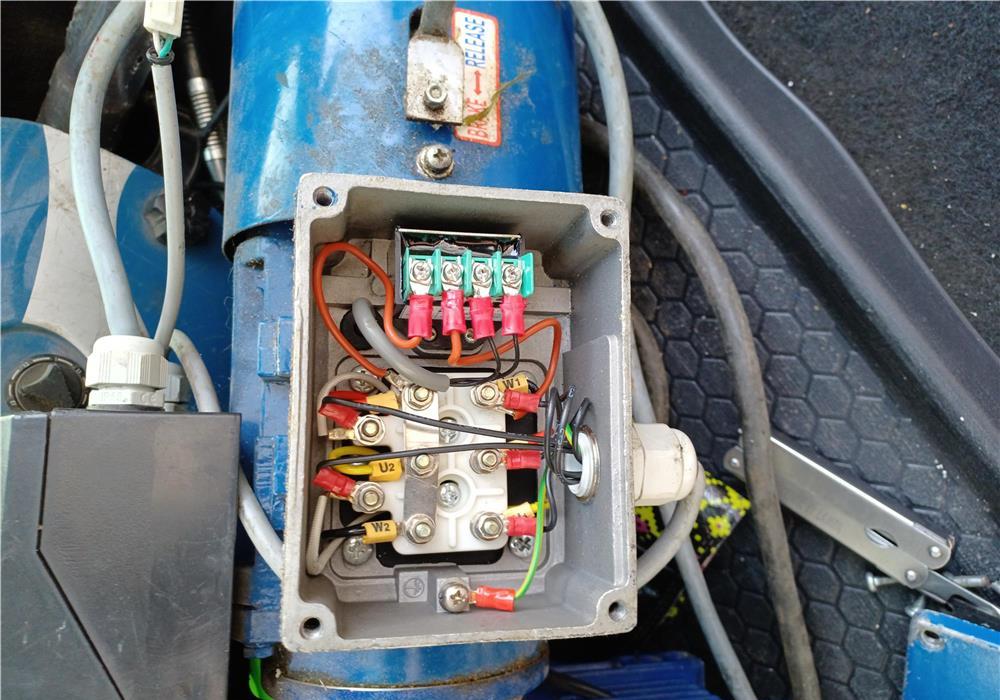 Motor electric 0.75 kw la 380v