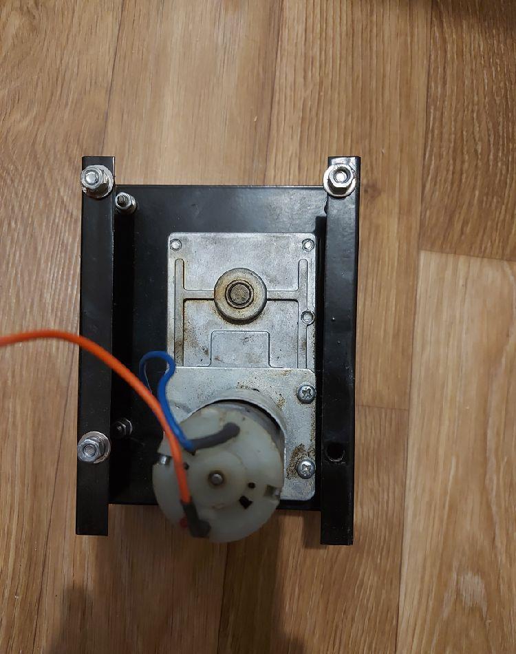 Motor mecanism derulator avans sarma aparat de sudura mig mag