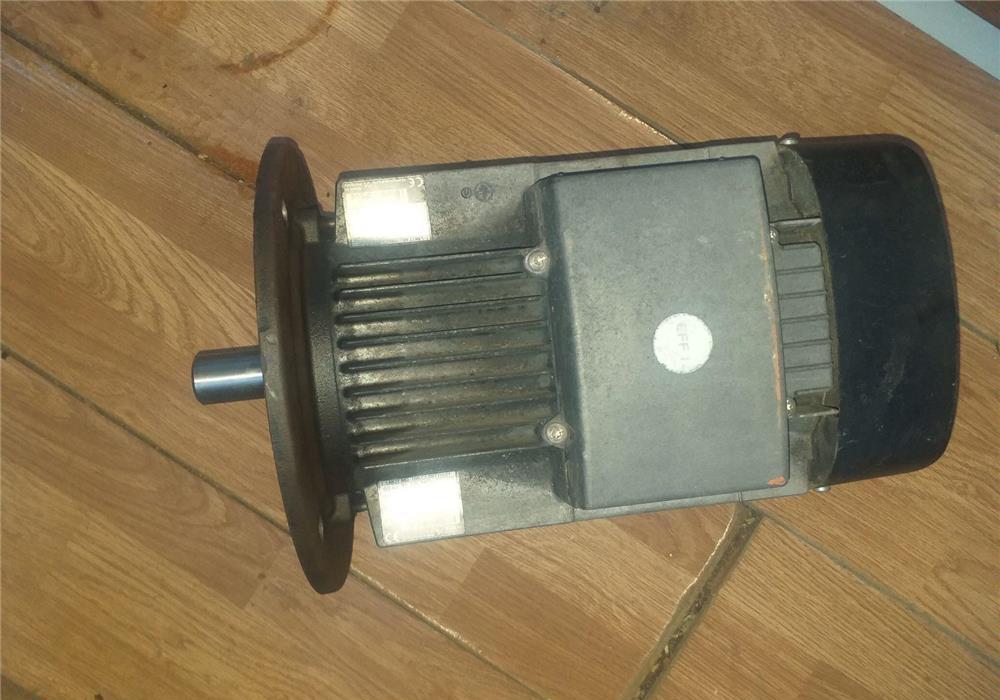 Motor trifazat 3kW