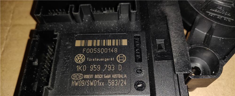 Motoras geam - usa sofer - stanga - VW Touran