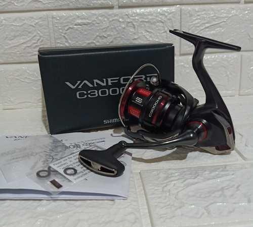 Mulineta pescuit spinning/match Shimano Vanford C3000HG model 2020