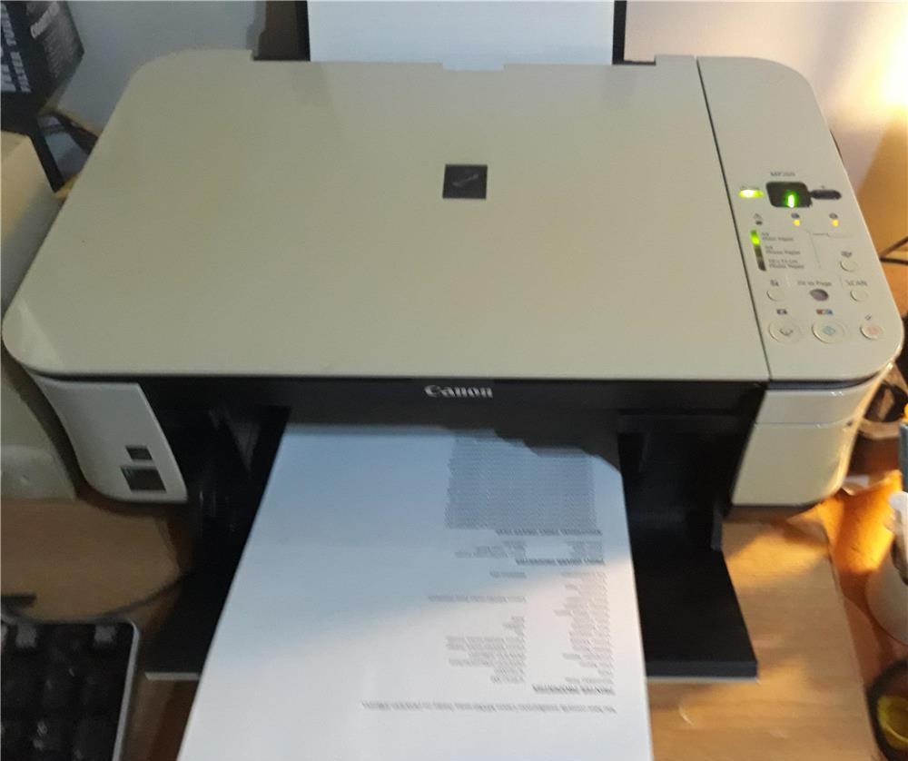 Multifunctionala pe cerneala Canon MP260