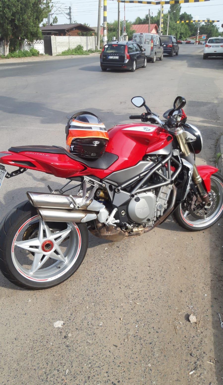 Mv augusta Brutale 750