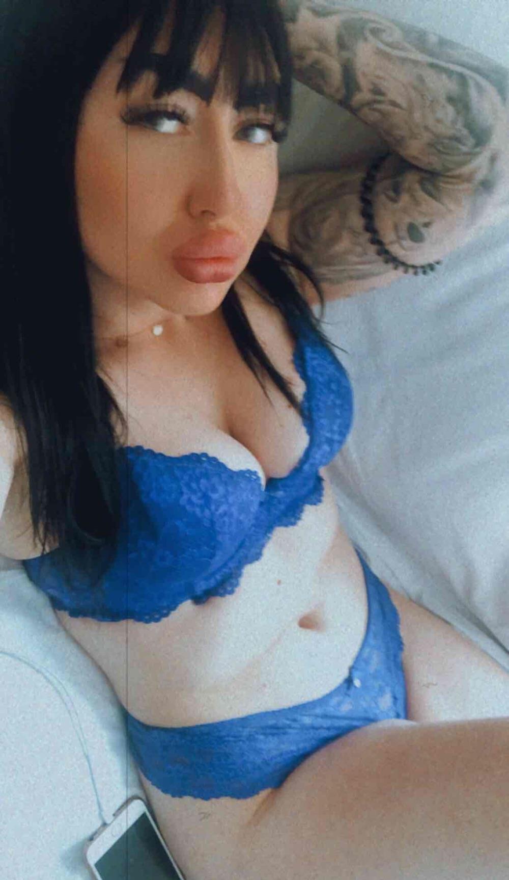 Natasha rusoiaca top