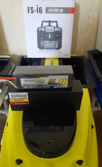 Navomodel de plantat, motor brushless (de viteza), acumulator Li-Po 4S