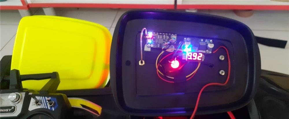 navomodel plantat cu camera video WI-FI FPV & monitor 5,8Ghz