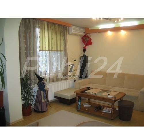 neptun apartament ultra central de vanzare