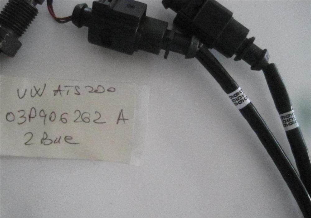 NGK Sonda Lambda ( Numar OEM: 03P906262A )