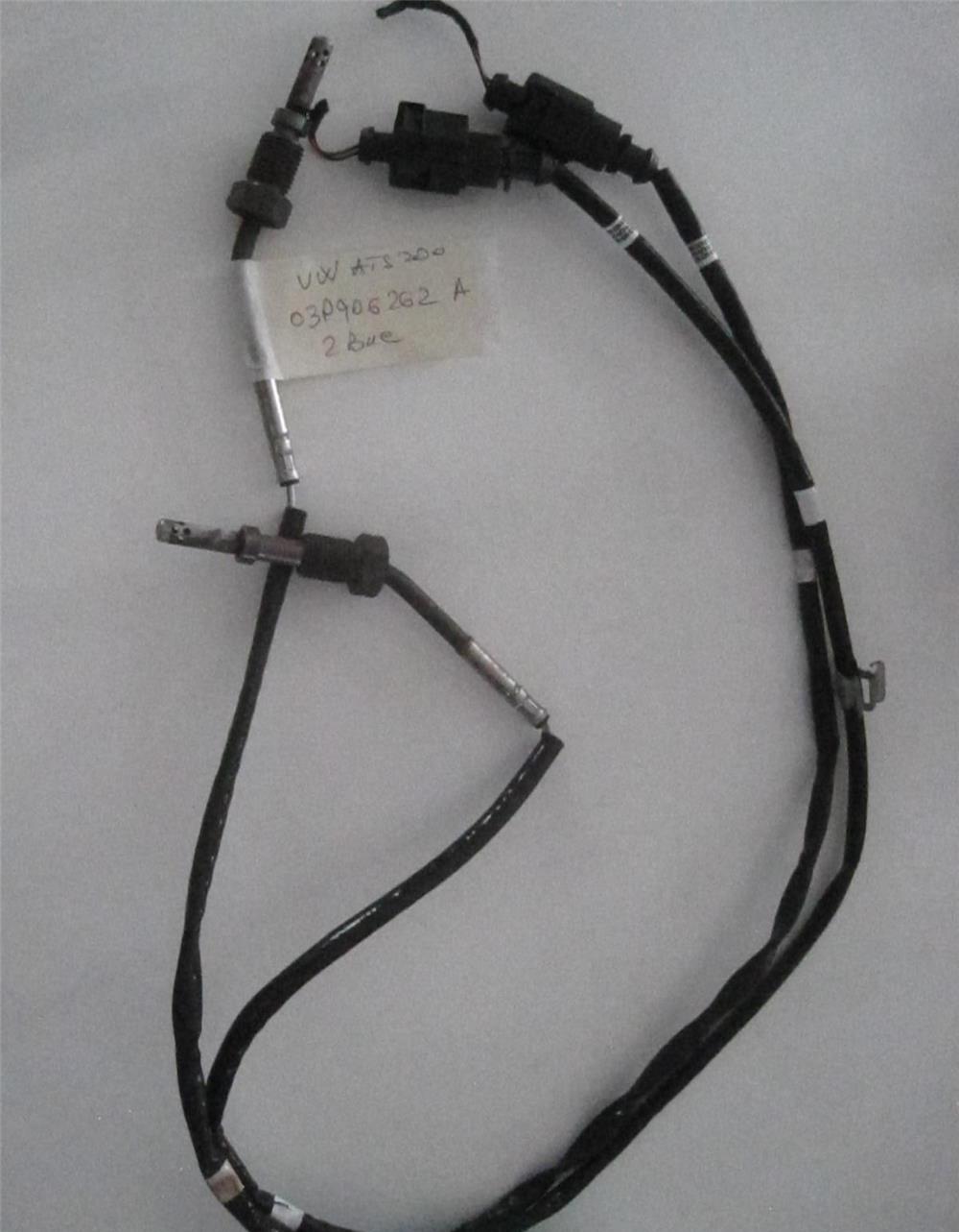 NGK Sonda Lambda ( Numar OEM: 03P906262A )