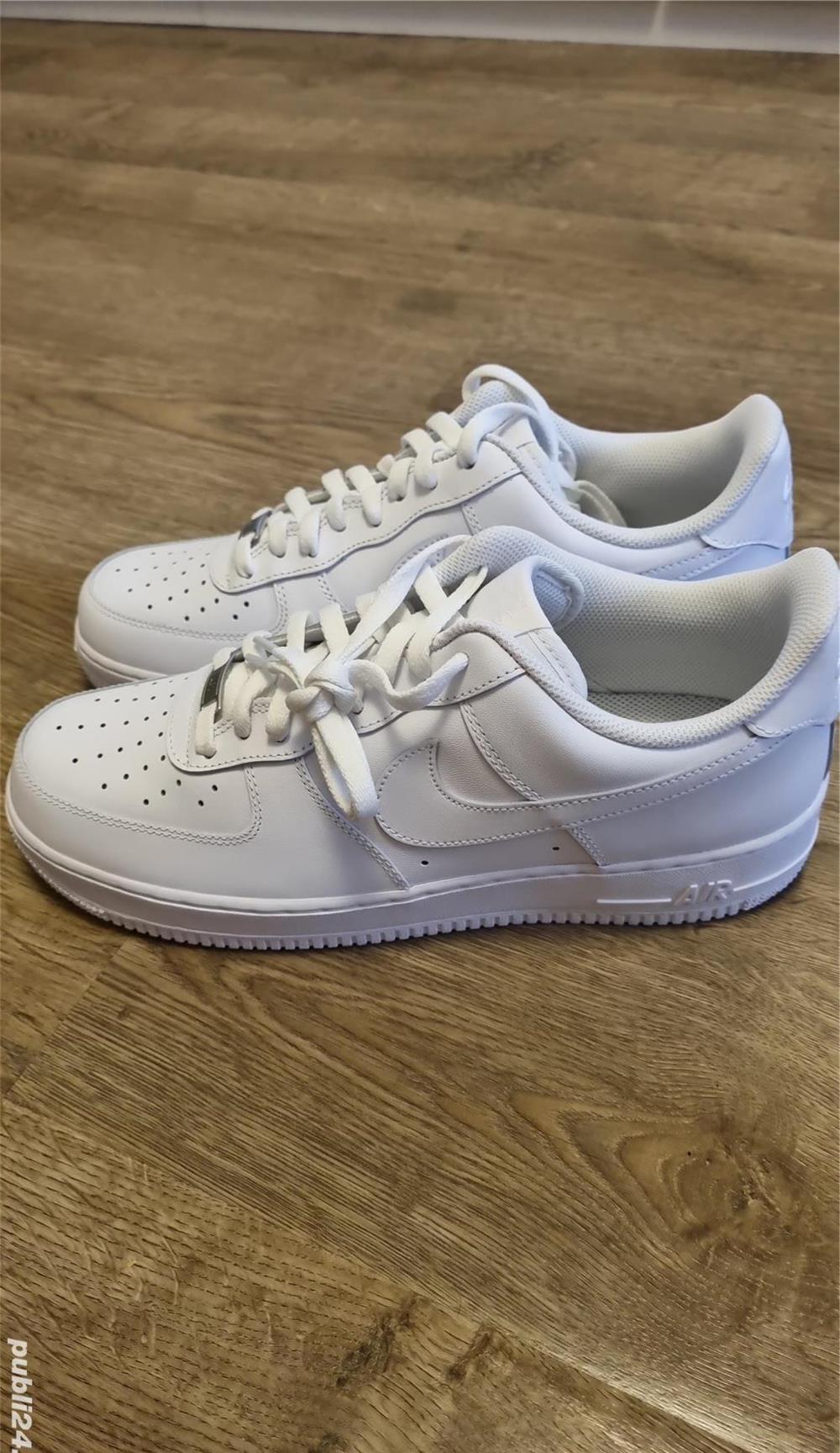 NIKE Airforce 1 '07