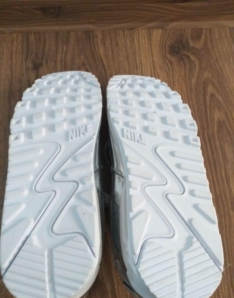 Nike airmax cq6639-001