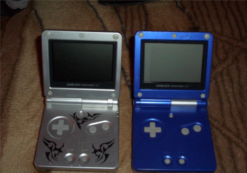 Nintendo Game Boy SP COMPLET +20 Jocurii (schimb)