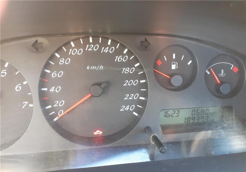 Nissan Almera