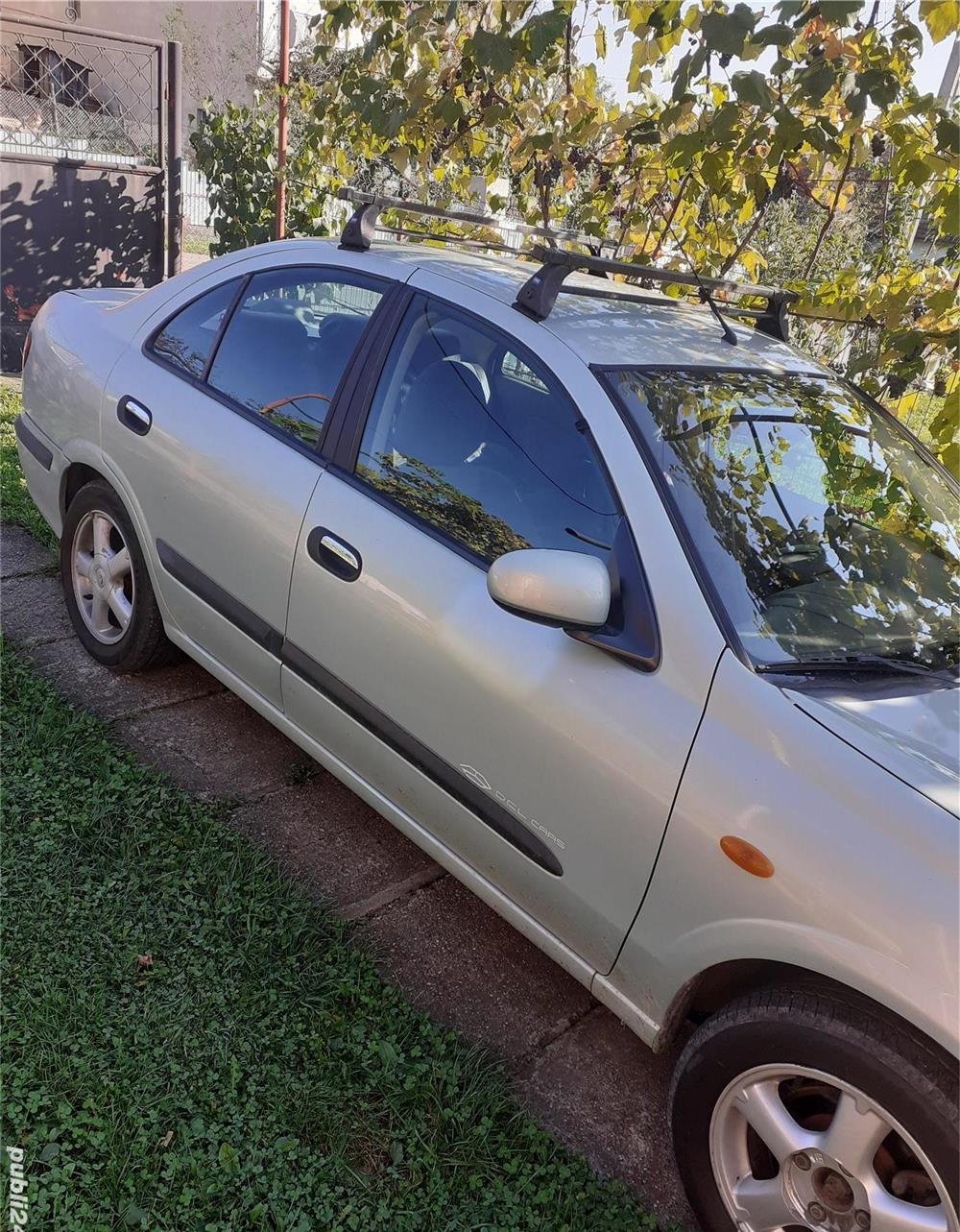 Nissan Almera