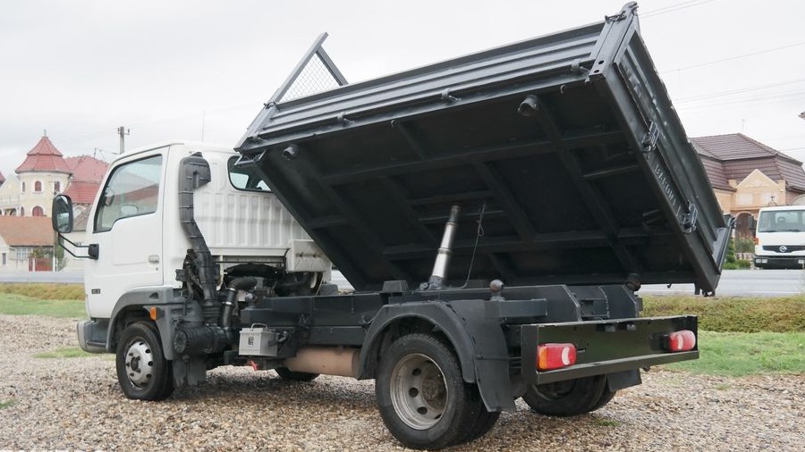 Nissan Cabstar