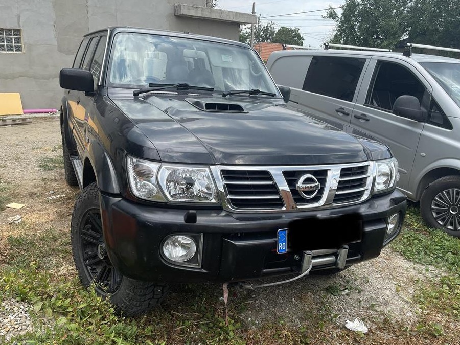Nissan Patrol Y61 3.0 dti automat