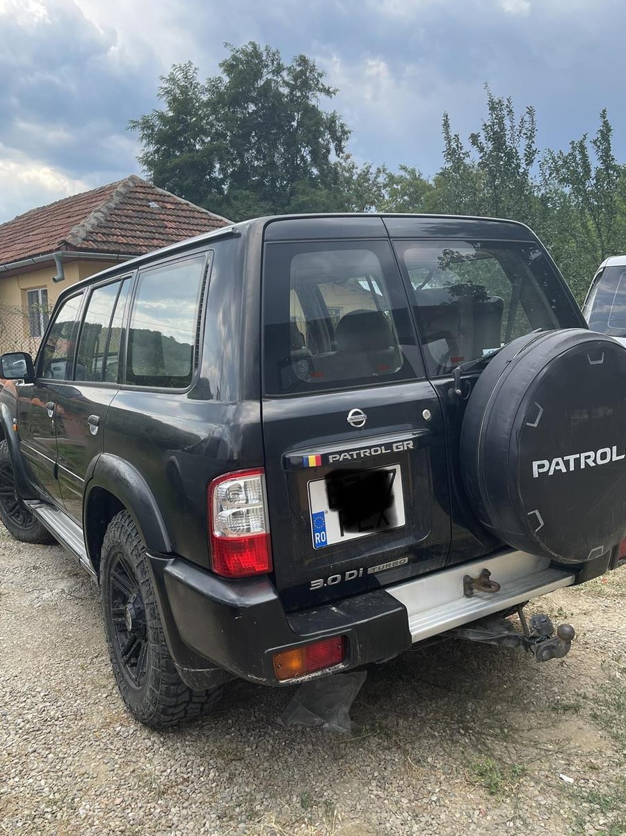 Nissan Patrol Y61 3.0 dti automat