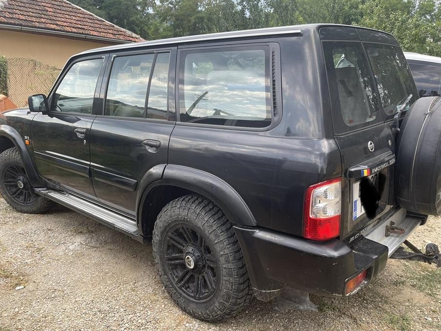 Nissan Patrol Y61 3.0 dti automat