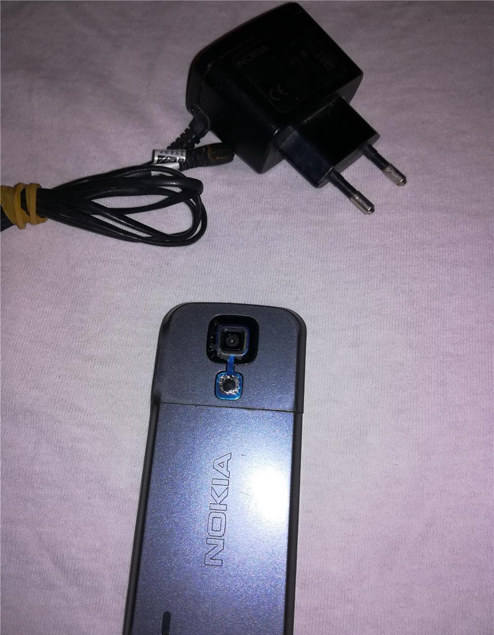 nokia 2220s( cu clapeta)-50 lei nokia 5000 d2-50 lei nokia 220-50 lei nokia E51-80 lei