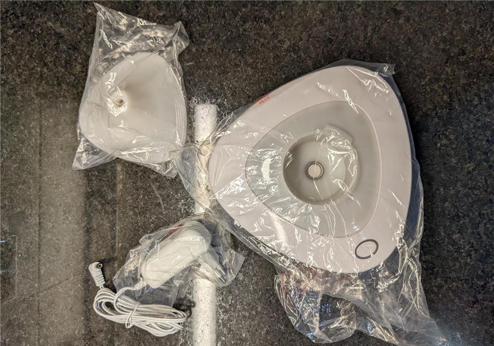 OCAZIE!!! Odorizant camera electric cu efecte luminoase - putin folosit!!!