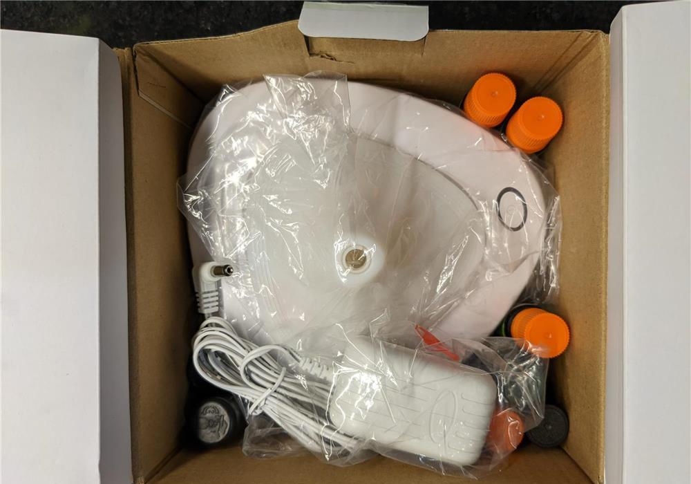 OCAZIE!!! Odorizant camera electric cu efecte luminoase - putin folosit!!!
