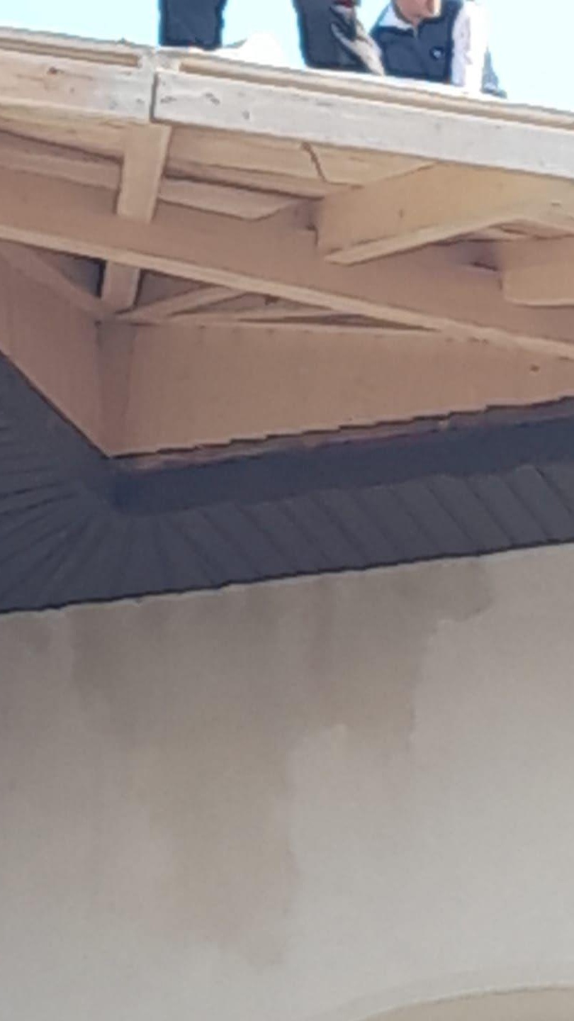 Ofer servicii de construcții