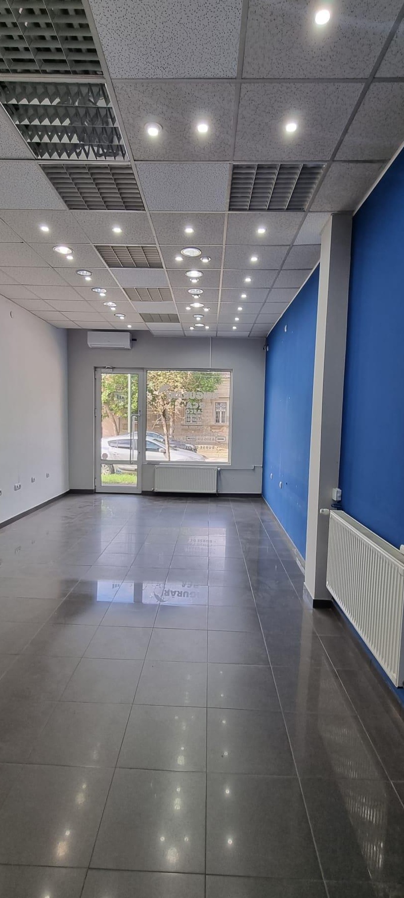 Ofer spre inchiriere spatiu comercial central (SAD)-  Pta Balcescu