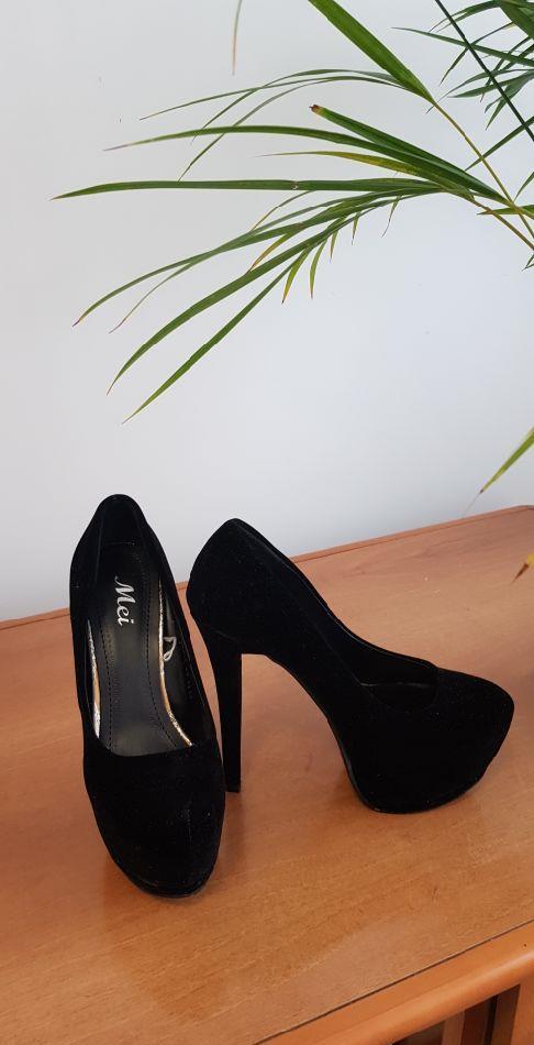 Oferta! Pantofi ocazie