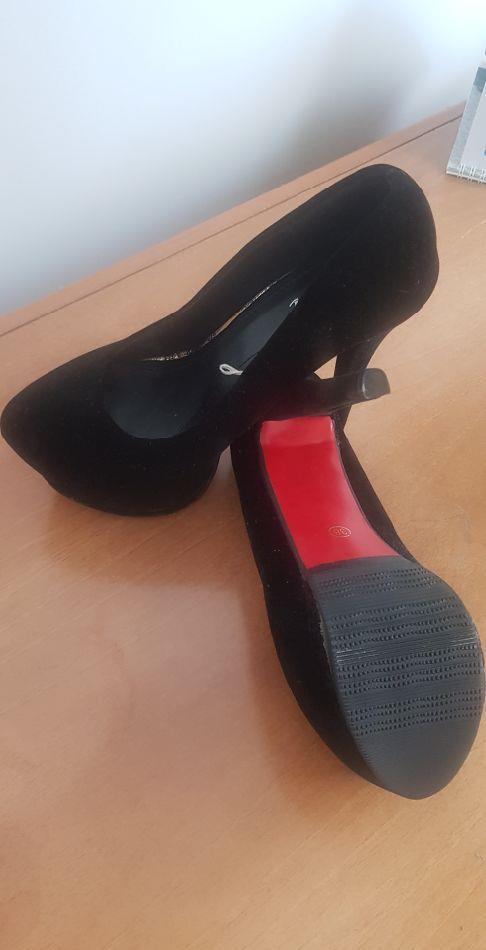 Oferta! Pantofi ocazie