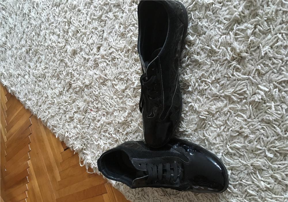 Oferta pantofi piele barbati - partial in exterior / stare buna