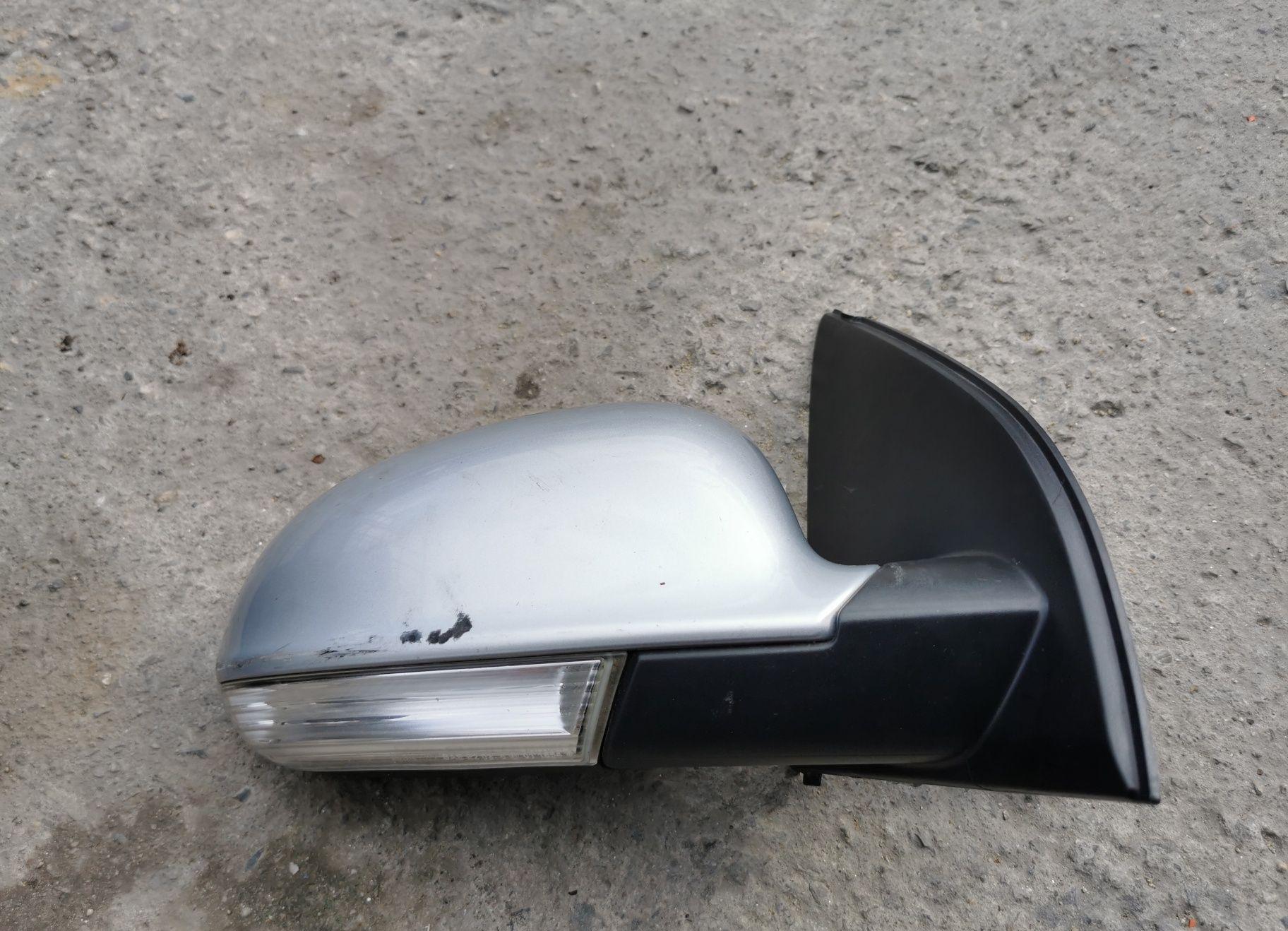 Oglindă dreapta electrica cu reglaj malsalier vw golf 5 hatchback 2007