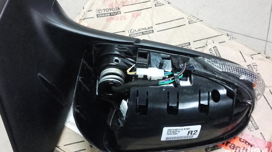 Oglinda electrica stinga, dreapta,Toyota Auris
