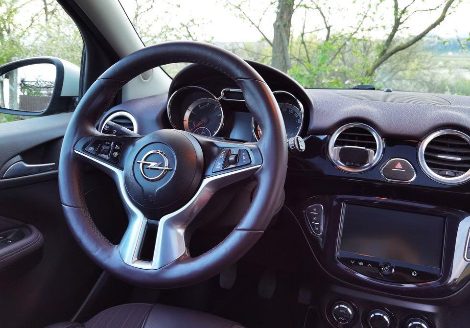Opel Adam