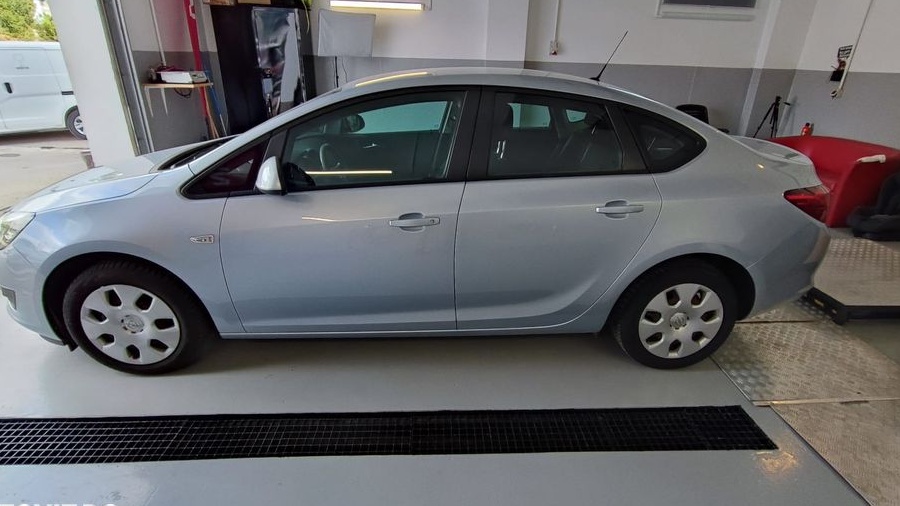 Opel Astra 1.4 ECOTEC