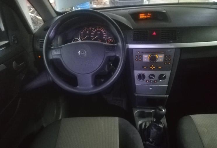 Opel Meriva 1.6i 2005 eu4 klima