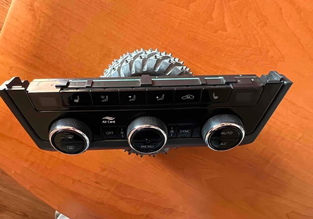 Panou Climatronic Skoda - VW ca Nou !