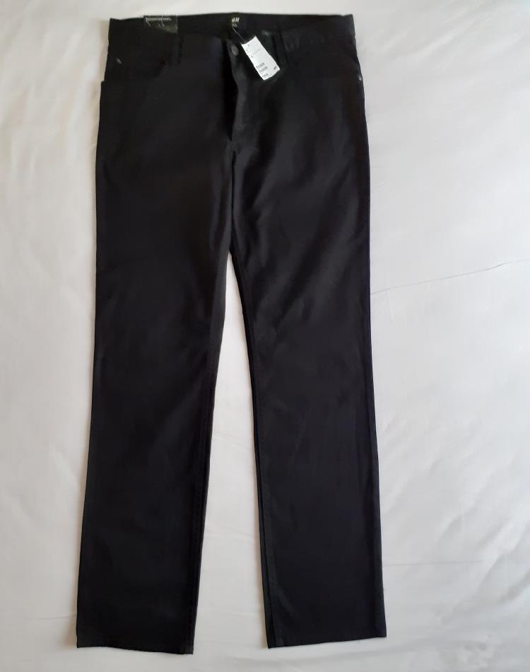 Pantaloni barbati / H&M
