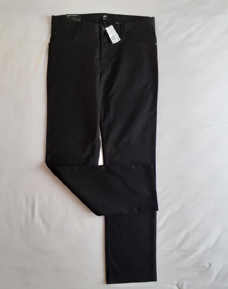 Pantaloni barbati / H&M