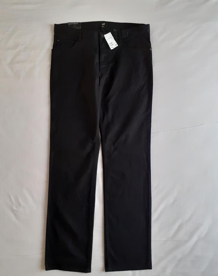 Pantaloni barbati / H&M