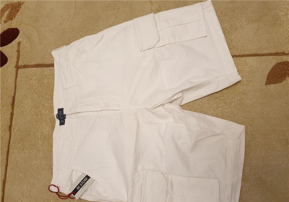 pantaloni scurti noi, marime 36