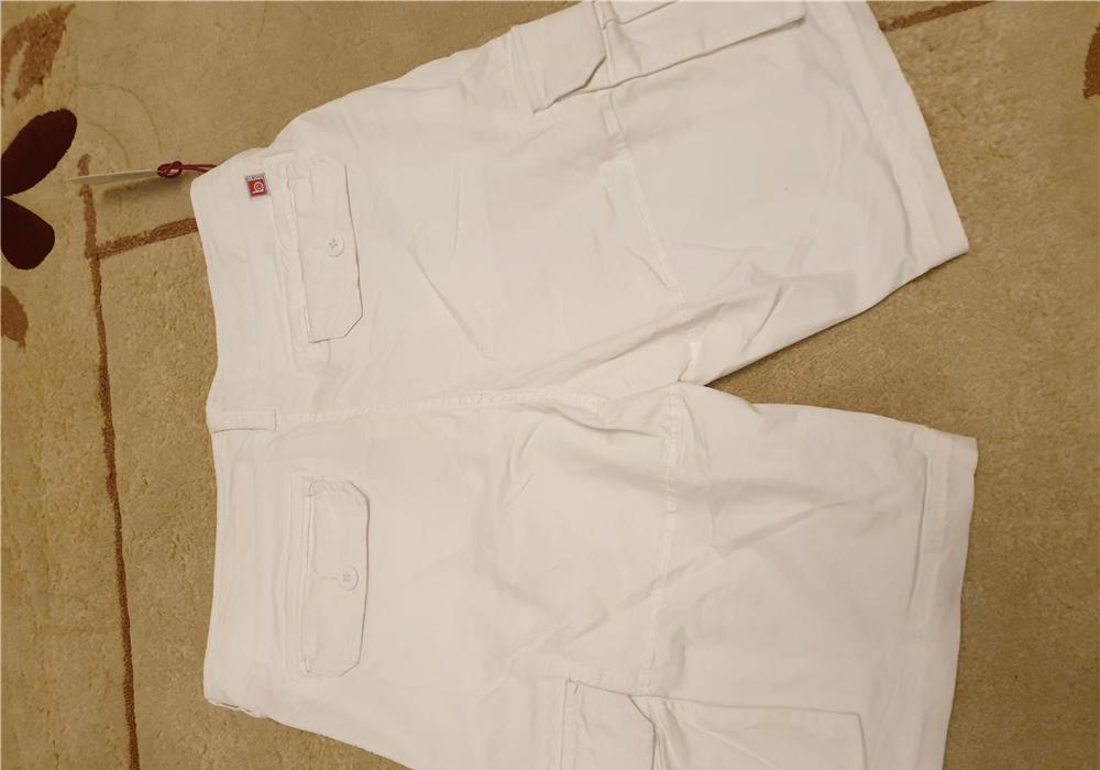 pantaloni scurti noi, marime 36
